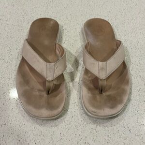 Peter Millar Crown Hyperlight Slide Nubuck Flip Flop